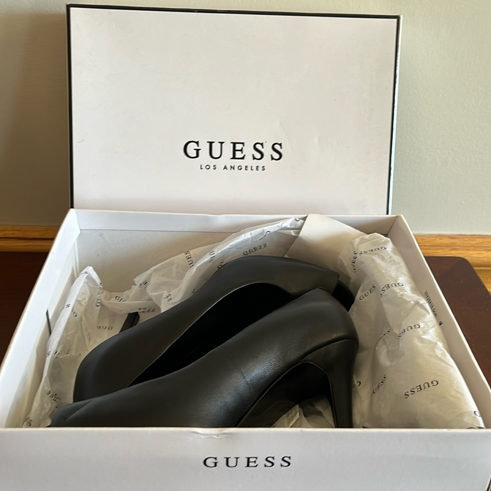 Guess platform heels worn once